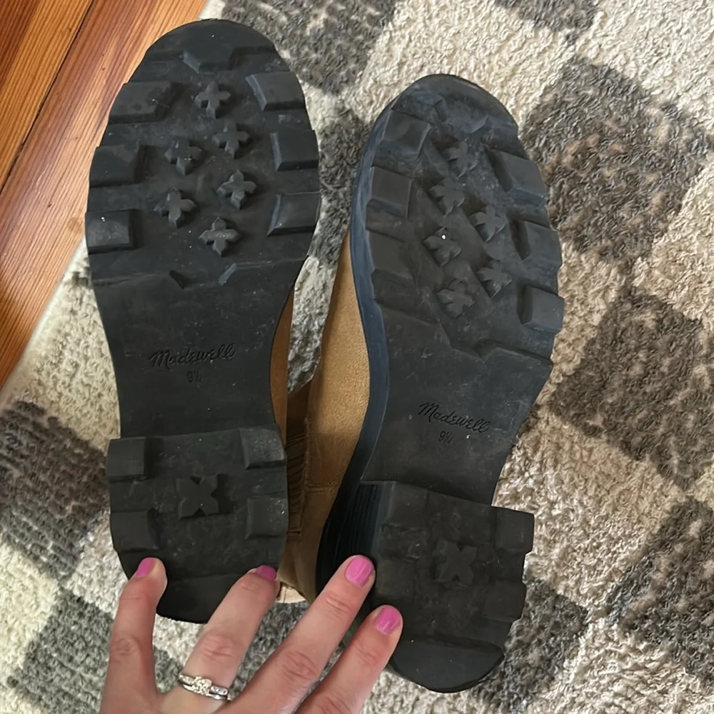 Madewell Gwenda Platform Ankle Boot in Suede (Toffee/9.5) - Picture 7 of 7